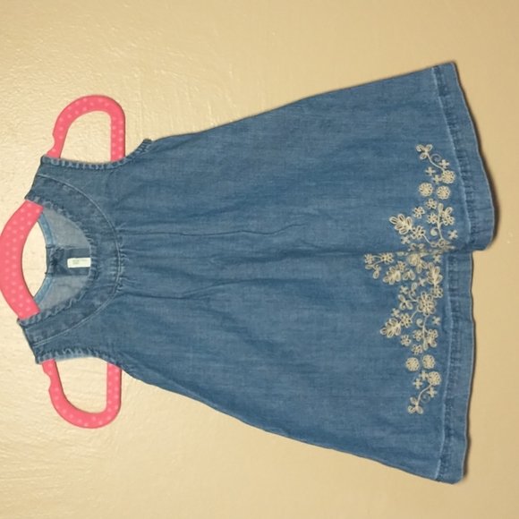 Benetton Baby Embroidered Chambray Sleeveless Dress 24 Months NWOT - Picture 2 of 7